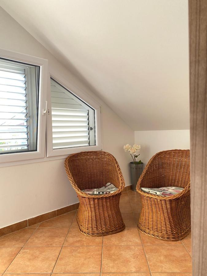D.O.O. Yury Apartment Trogir Exteriör bild