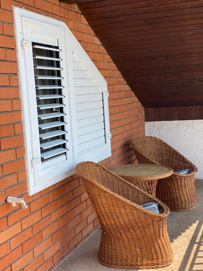 D.O.O. Yury Apartment Trogir Exteriör bild