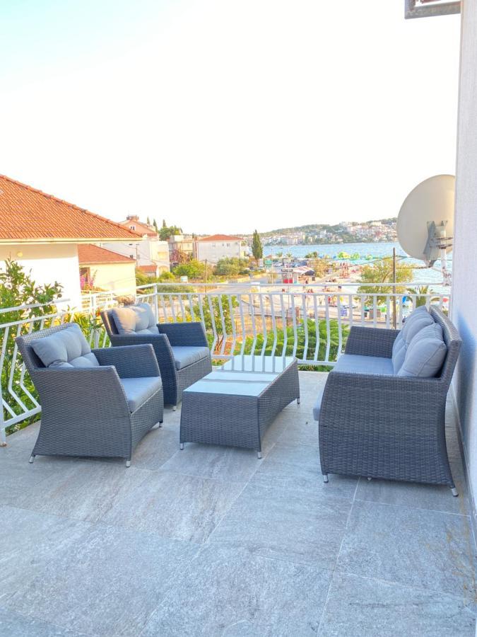 D.O.O. Yury Apartment Trogir Exteriör bild