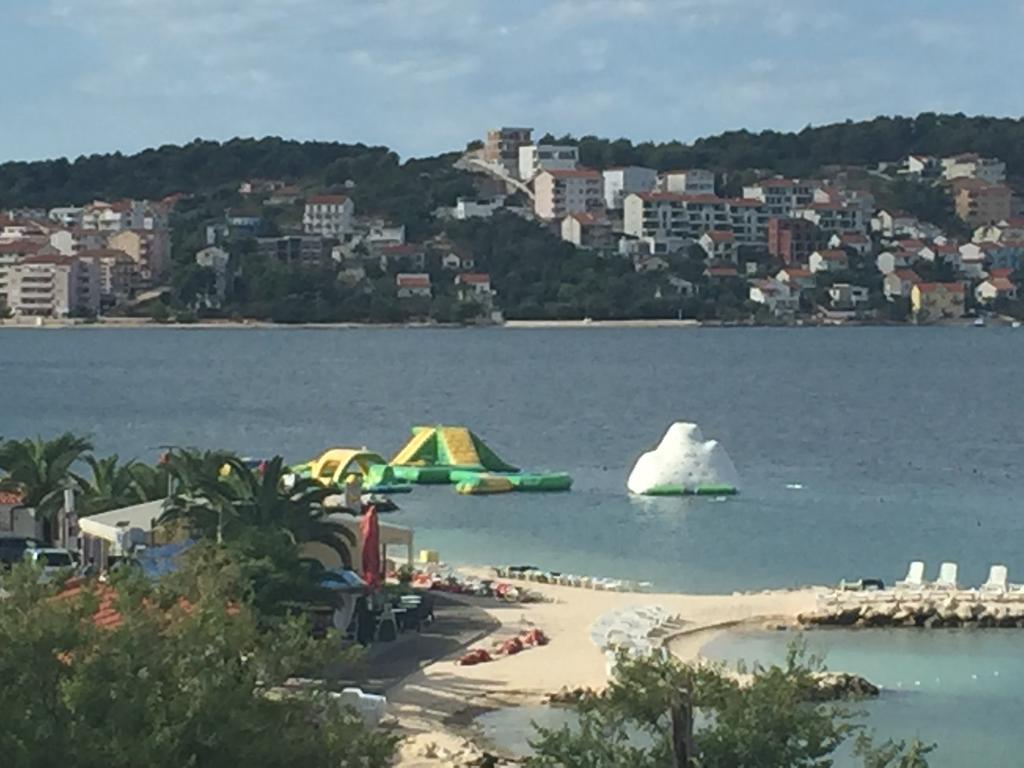 D.O.O. Yury Apartment Trogir Exteriör bild