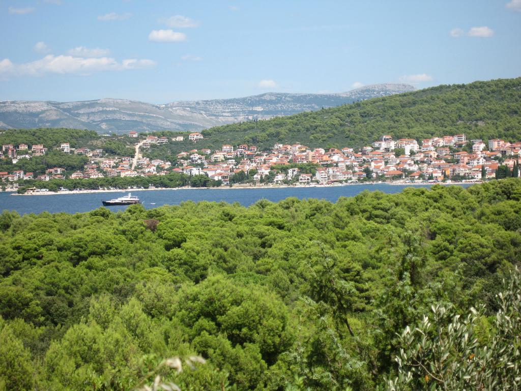 D.O.O. Yury Apartment Trogir Exteriör bild